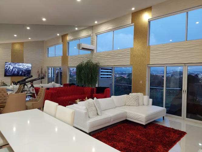 PENTHOUSE AMOBLADO ESPECTACULAR  O SOLO LINEA BLANCA EN TORRE  ROHRMOSER 135M2 - Imagen 7