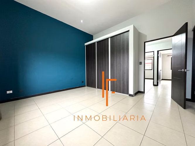 Venta de Casa en Condominio con Amenidades, cerca de Curridabat - Imagen 9