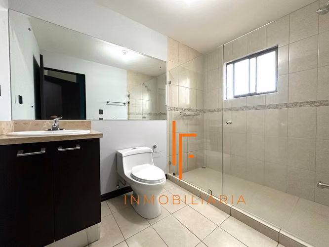 Venta de Casa en Condominio con Amenidades, cerca de Curridabat - Imagen 10