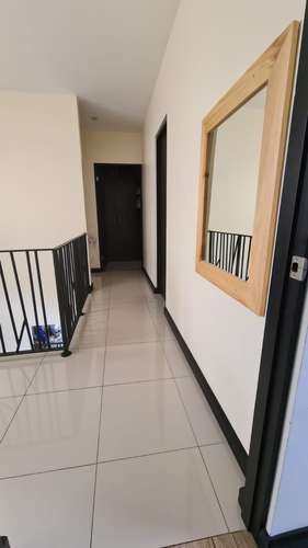 Bella Casa en San Fco de Heredia estilo Town house a 300 mts de Mall Oxigeno 3 hab