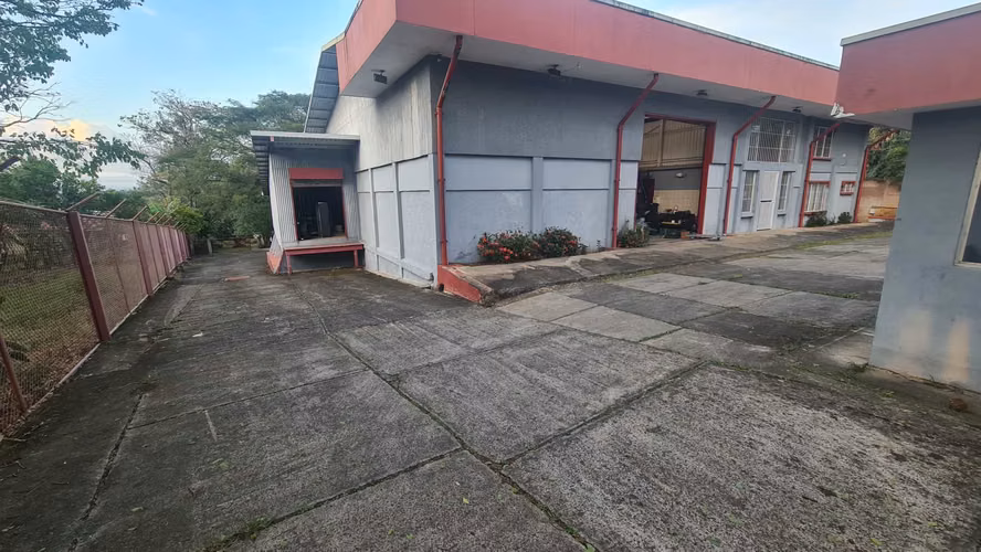 Bodega alquiler Alajuela La Guácima, con oficinas - Imagen 4