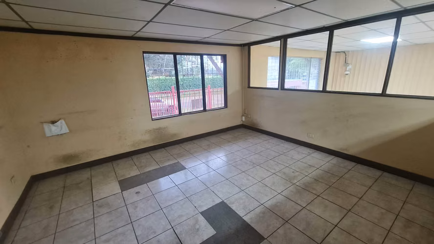 Bodega alquiler Alajuela La Guácima, con oficinas - Imagen 10