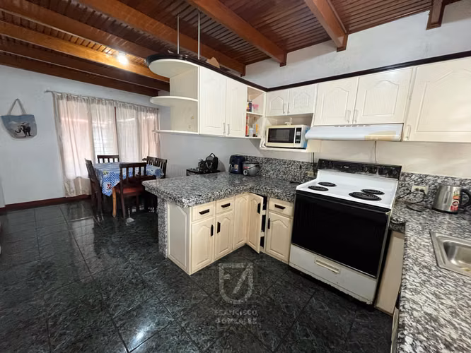 San Ramón/Venta de casa en Zona Comercial (Céntrica) - Imagen 3