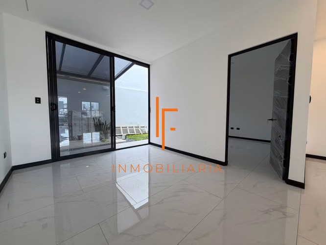 Se Alquila Casa 4 Hab en Condominio con Amenidades, Cerca de Curridabat - Imagen 4