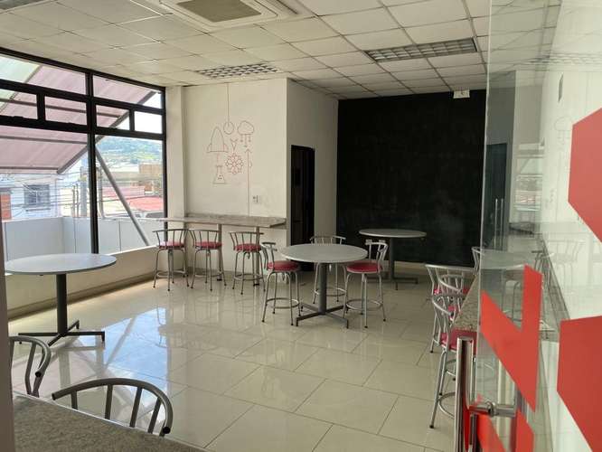 Edificio comercial