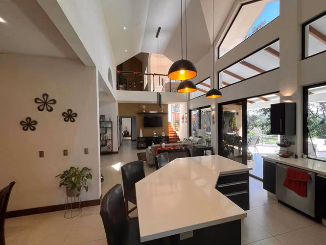 VENTA DE CASA EN RESIDENCIAL LOS REYES, LA GUACIMA ALAJUELA - Imagen 11