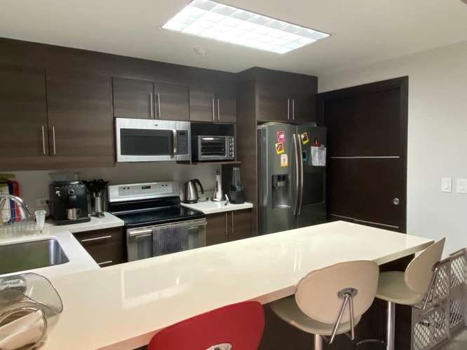 PRECIOSO  APTO 100M2  EN TORRE 2 HABITACIONES PRIMER PISO BRASIL DE MORA