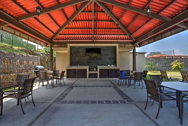 PRECIOSO  APTO 100M2  EN TORRE 2 HABITACIONES PRIMER PISO BRASIL DE MORA