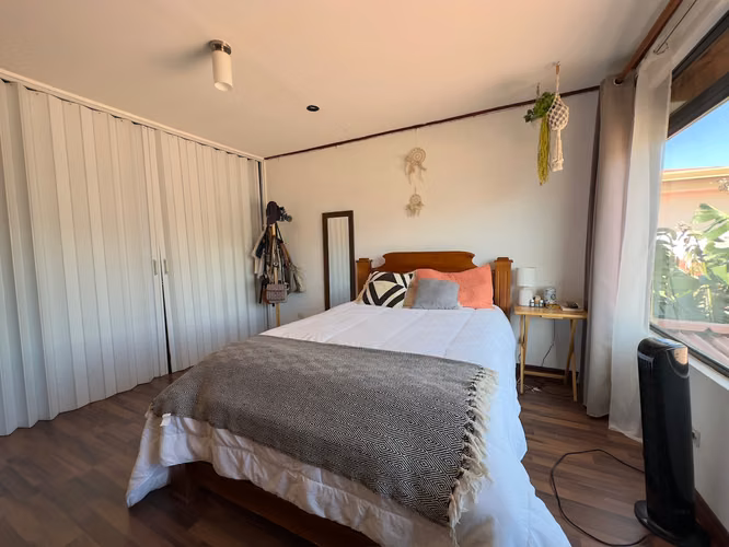 Venta de Casa con Amplio Jardín y Piscina Privada en Santo Domingo de Heredia - Imagen 19