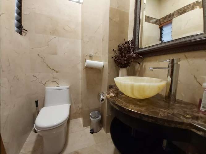 Casa en venta en Guayabos de Curridabat - Imagen 4