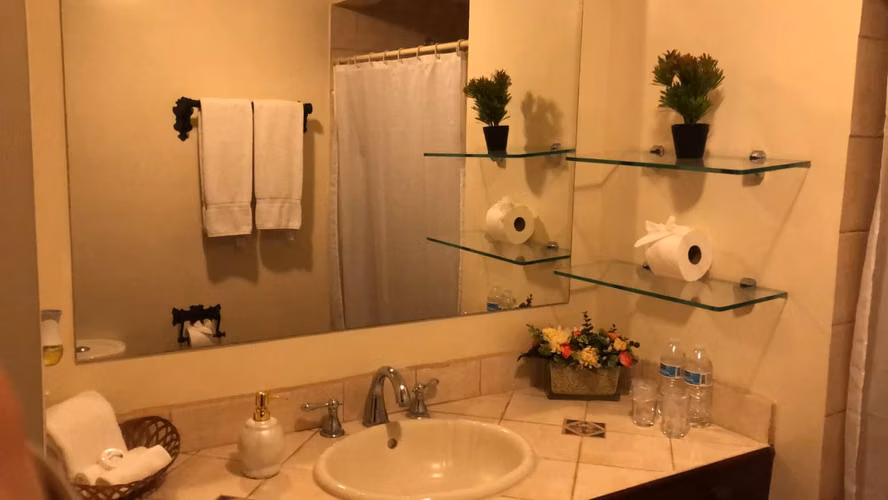 Venta Propiedad con 2 Casas en Heredia Belén Ciudad Cariari | Piscina y 1.821 m² - Imagen 16