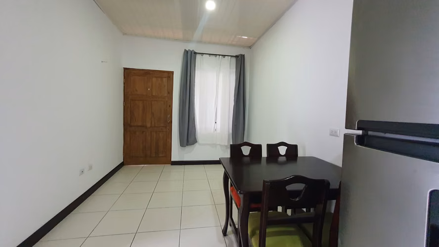 apto. Moderno 2c y 1b en Granadilla con mesa y sillas, incluye Agua y Lavanderia - Imagen 16