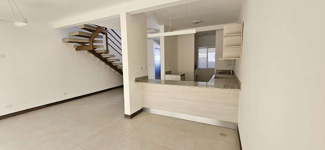 ALQUILER  CASA en Condominio,  Cuidad Colón