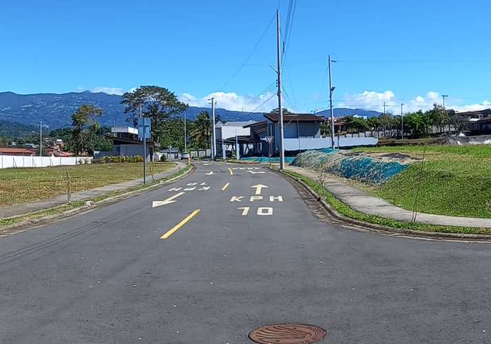 VENTA DE LOTES!! construya su CASA-ALAJUELA-Centro-POR RIO SEGUNDO.