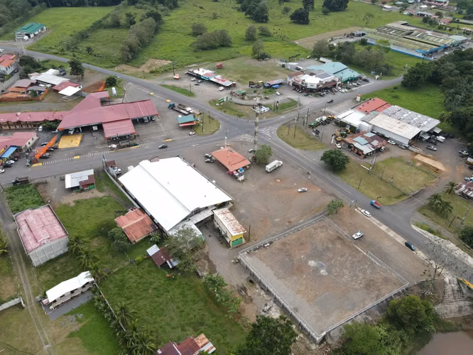ALQUILER - VENTA Plantel "MUELLE DE SAN CARLOS" EXCELENTE UBICACION COMERCIAL