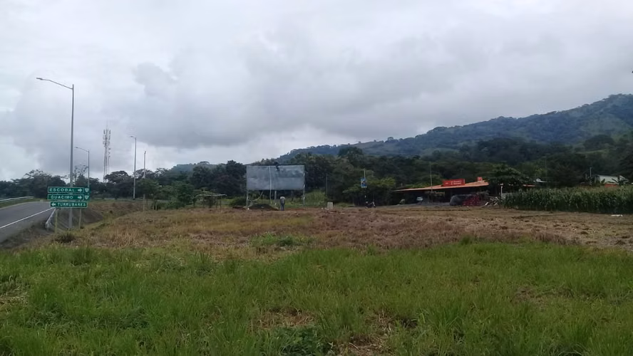 Lote en Venta en Atenas, plano con uso suelo comercial - Imagen 5