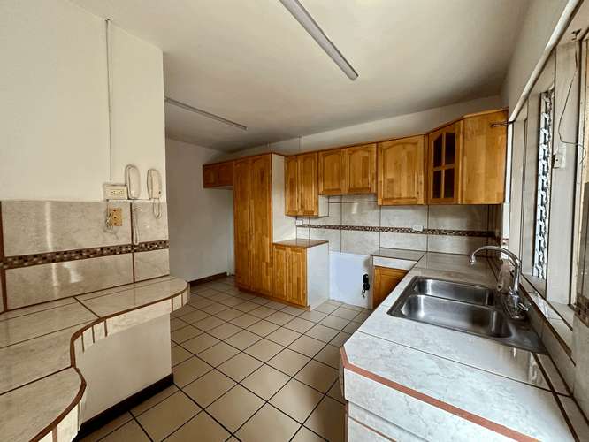 Venta de casa en la Uruca