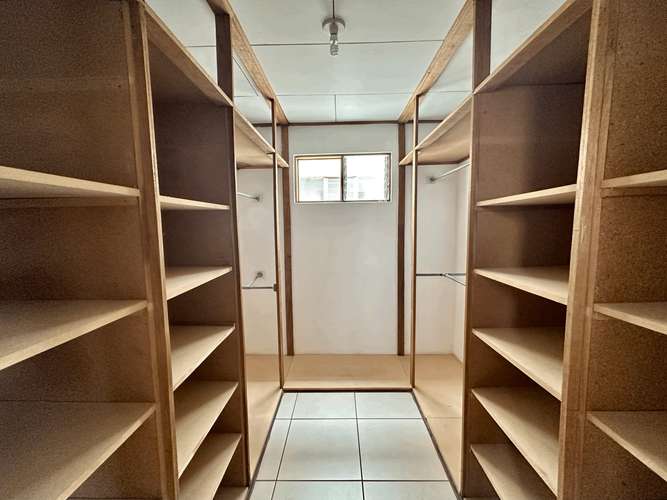 Venta de casa en la Uruca