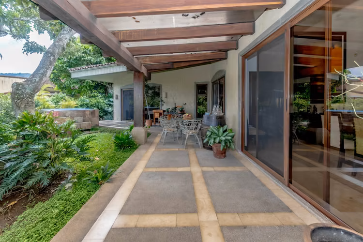 Venta de Casa en Condominio en Ciudad Colon