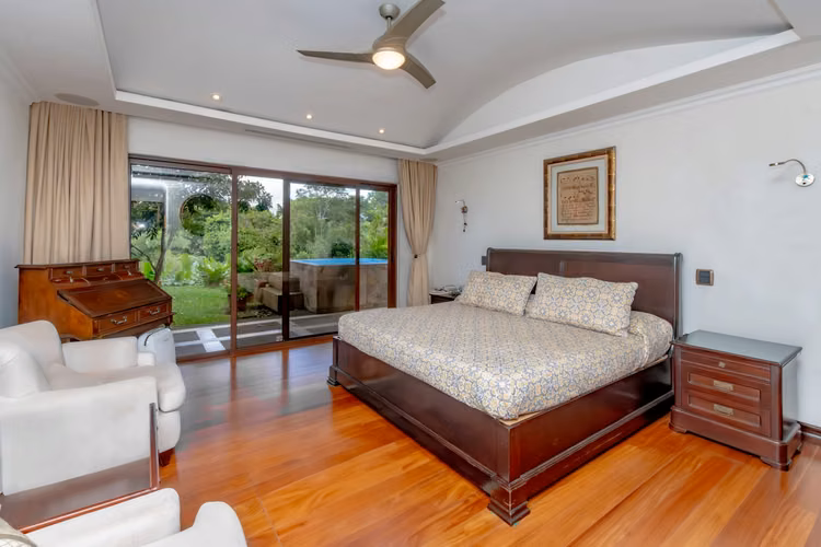 Venta de Casa en Condominio en Ciudad Colon