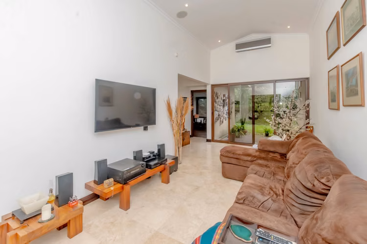Venta de Casa en Condominio en Ciudad Colon