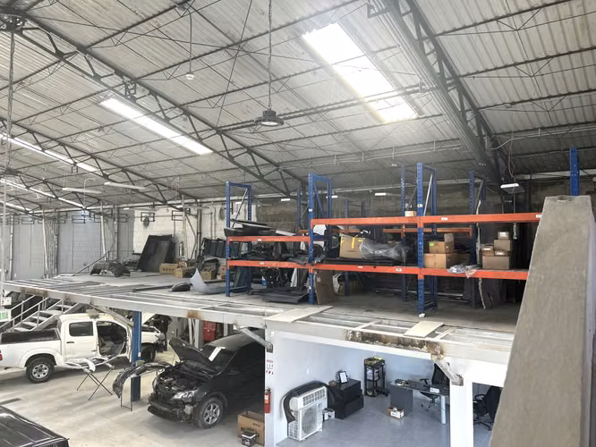 Se vende bodega en Zona Industrial La Uruca para inversión
