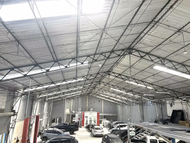 Se vende bodega en Zona Industrial La Uruca para inversión