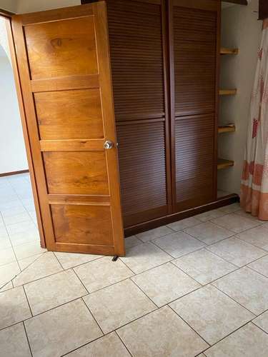Casa en alquiler en residencial Heredia