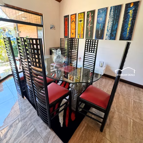 CASA EN VENTA DE UNA PLANTA EN HACIENDA LOS REYES.