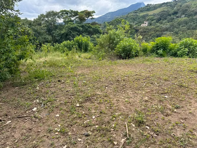 OPORTUNINIDAD Venta de lote en Escazú - Imagen 3