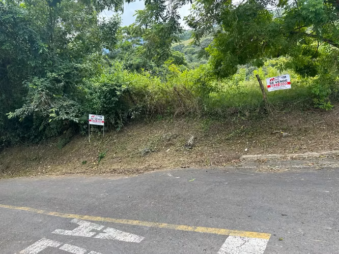 OPORTUNINIDAD Venta de lote en Escazú de 1489 metros - Imagen 8