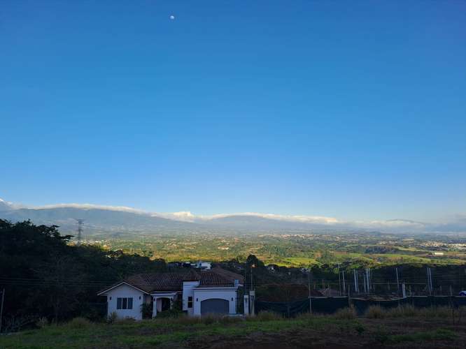 Venta de lote en Alajuela, gran oportunidad.