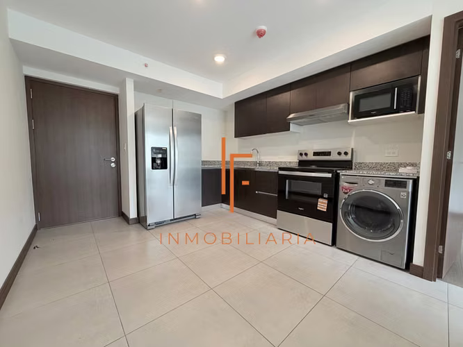 Se Alquila Apartamento de 2 Habitaciones Barreal Heredia