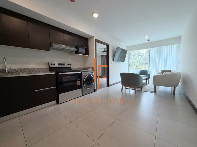 Se Alquila Apartamento de 2 Habitaciones Barreal Heredia