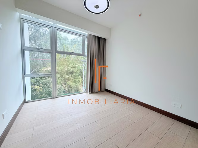 Se Alquila Apartamento de 2 Habitaciones Barreal Heredia