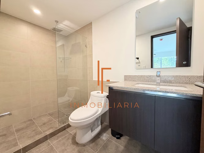 Se Alquila Apartamento de 2 Habitaciones Barreal Heredia