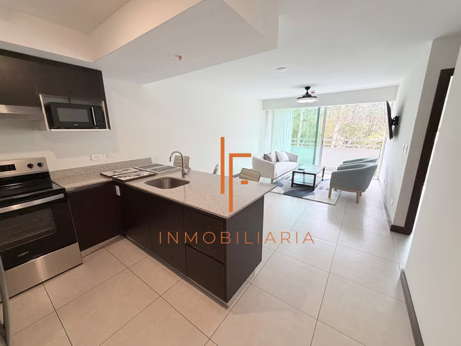Se Alquila Apartamento de 2 Habitaciones Barreal Heredia