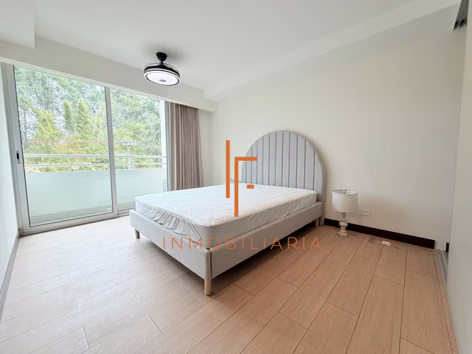Se Alquila Apartamento de 2 Habitaciones Barreal Heredia