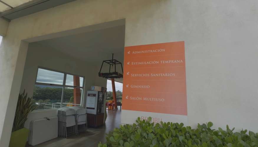 Hermoso apartamento amoblado en condominio vertical en Lagunilla de Heredia