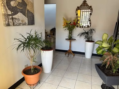 Casa en Lomas de Ayarco, Curridabat en venta /CA-732 NEGOCIABLE