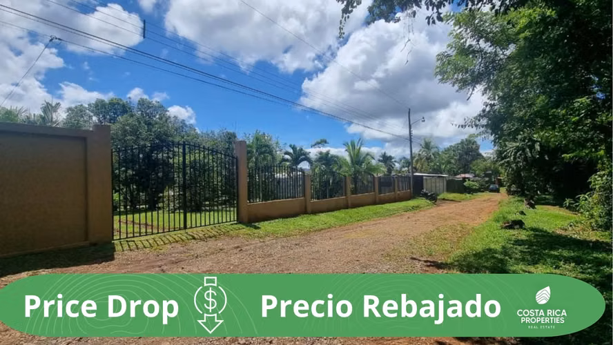 Lote en venta en Orotina, cerrado con tapias, plano, árboles frutales