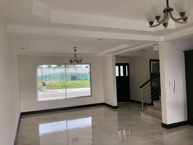 Venta de casa en PREVENTA en Tres Rios