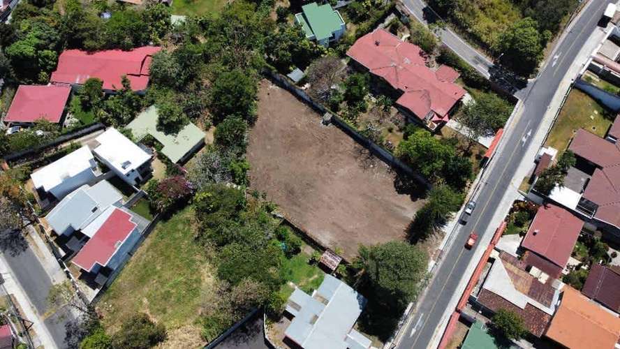 Se vende espectacular lote residencial en San Rafael de Escazu