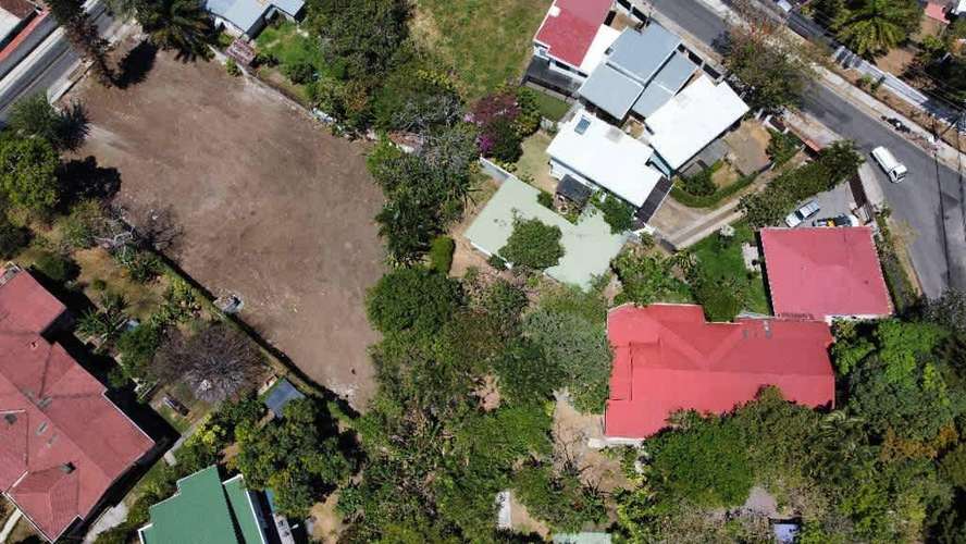 Se vende espectacular lote residencial en San Rafael de Escazu