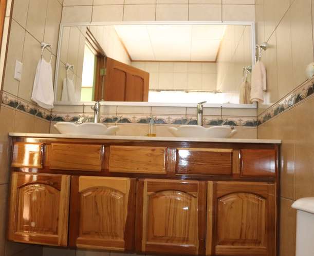 SE VENDE ESPECTACULAR QUINTA LA GARITA - ALAJUELA