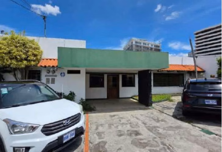 Casa Rohrmoser- Nunciatura. Uso mixto