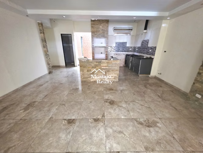 Venta de Casa de una planta, piscina privada, Rohrmoser, La Favorita, Remate Bancario - Imagen 9