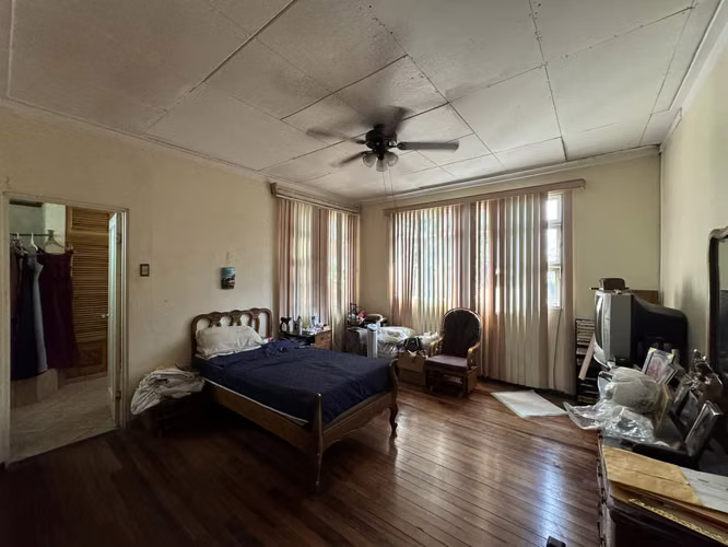 Venta casa 1 planta en Barrio Francisco Peralta San José