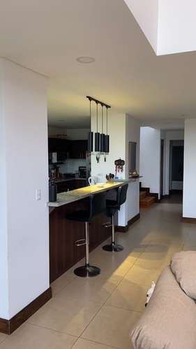 Se vende Hermosa casa en Condominio Riveras del Irazu, Loyola. Cartago.