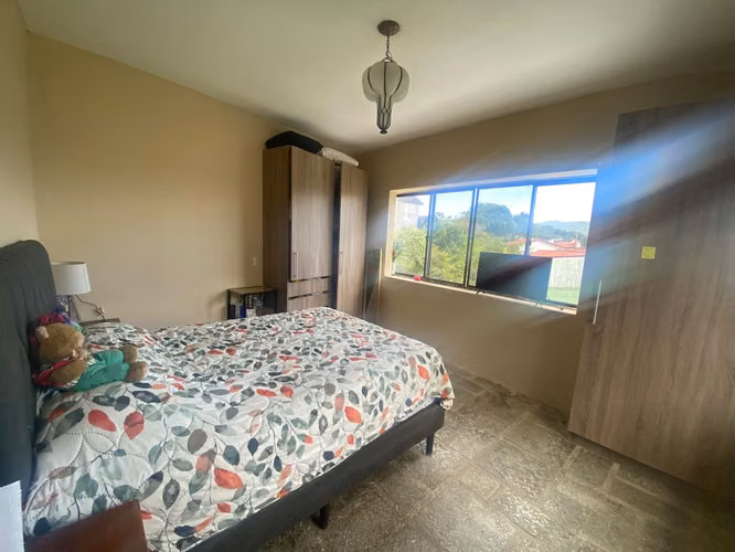 SAN RAMÓN DE TRES RÍOS | CASA ESQUINERA EN RESIDENCIAL CON SEGURIDAD
